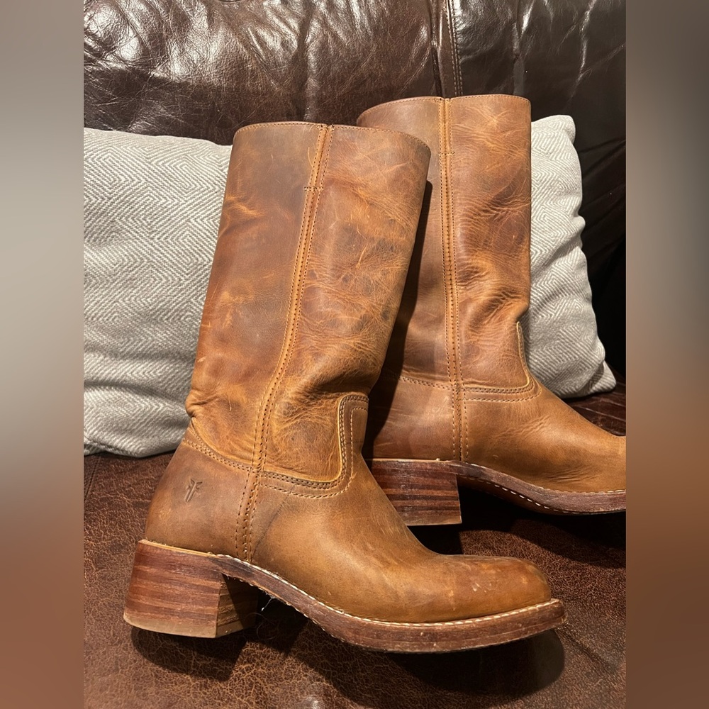 COPY - Frye boots size 8
